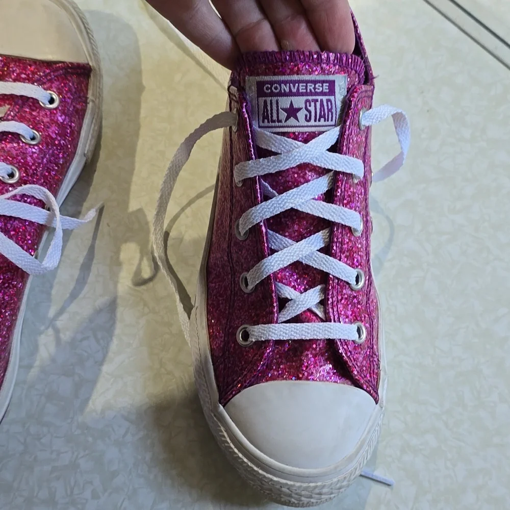 Converse Pink Glitter Low All Star Sneakers, Sz 3 Junior‎